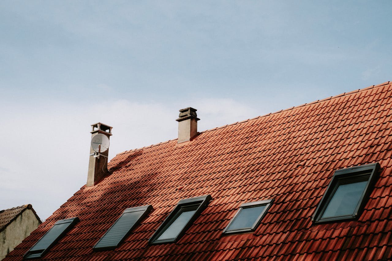 How to Spot Early Signs of Roof Damage in London